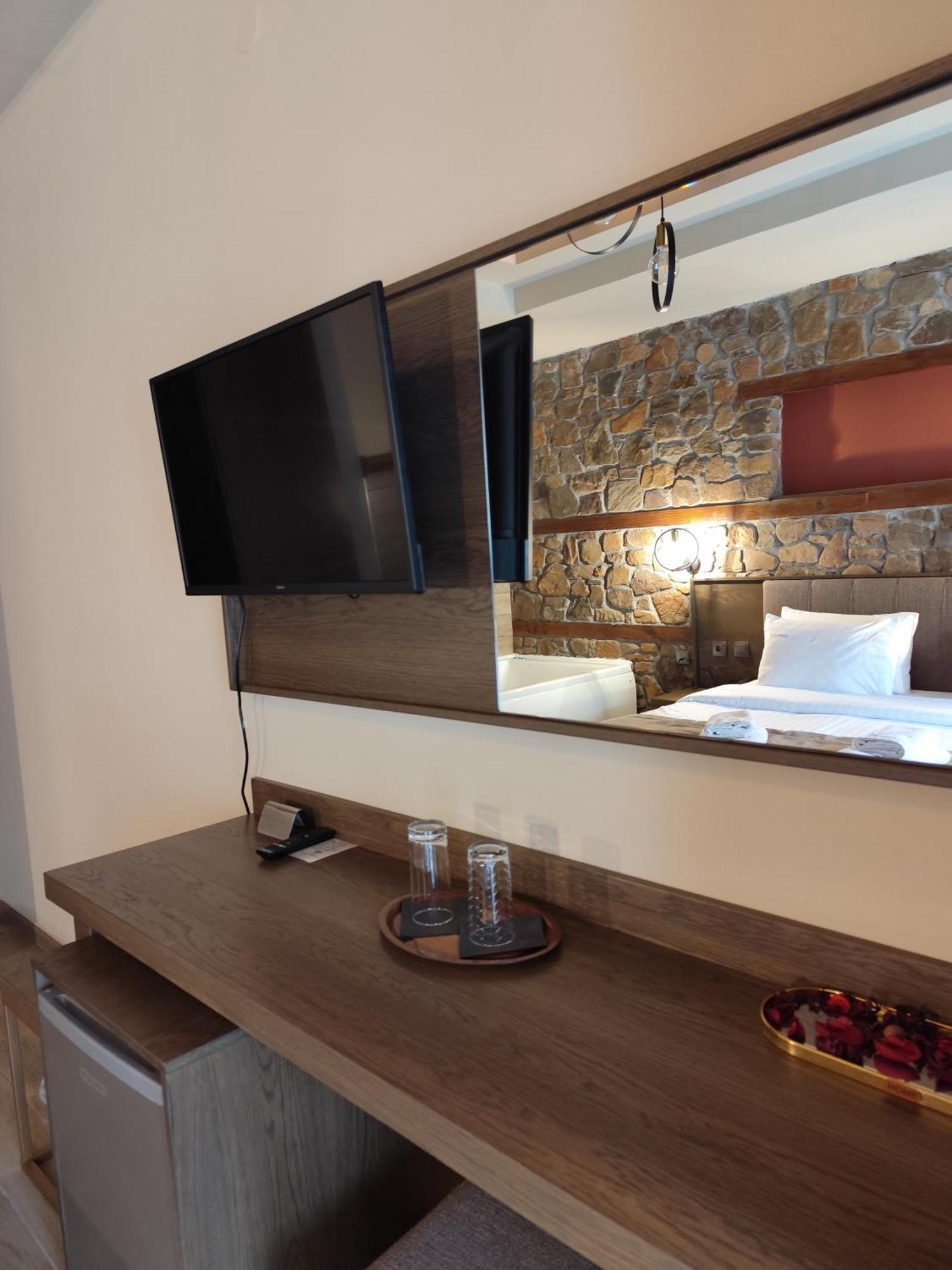 Ζέον Ύδωρ Hotel Orma Ngoại thất bức ảnh