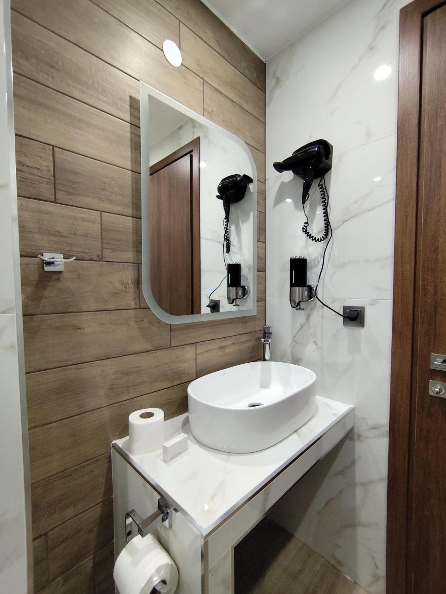 Ζέον Ύδωρ Hotel Orma Ngoại thất bức ảnh